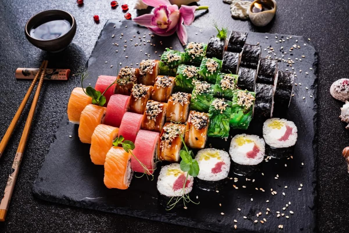 Czy sushi jest fit? Wszystko o wartości odżywczej i wpływie na dietę